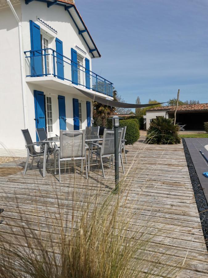 Maison De Campagne Proche Des Plages Saint-Romain-de-Benet Εξωτερικό φωτογραφία