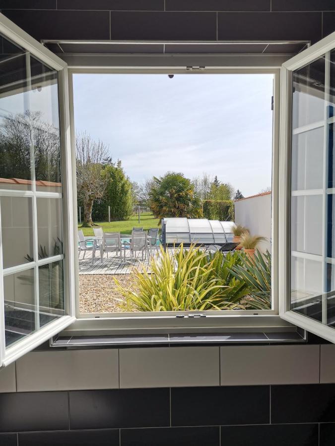 Maison De Campagne Proche Des Plages Saint-Romain-de-Benet Εξωτερικό φωτογραφία