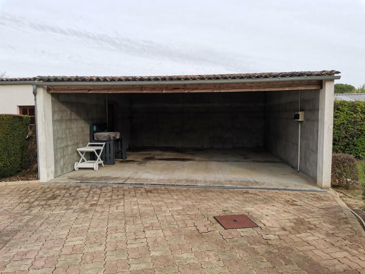 Maison De Campagne Proche Des Plages Saint-Romain-de-Benet Εξωτερικό φωτογραφία